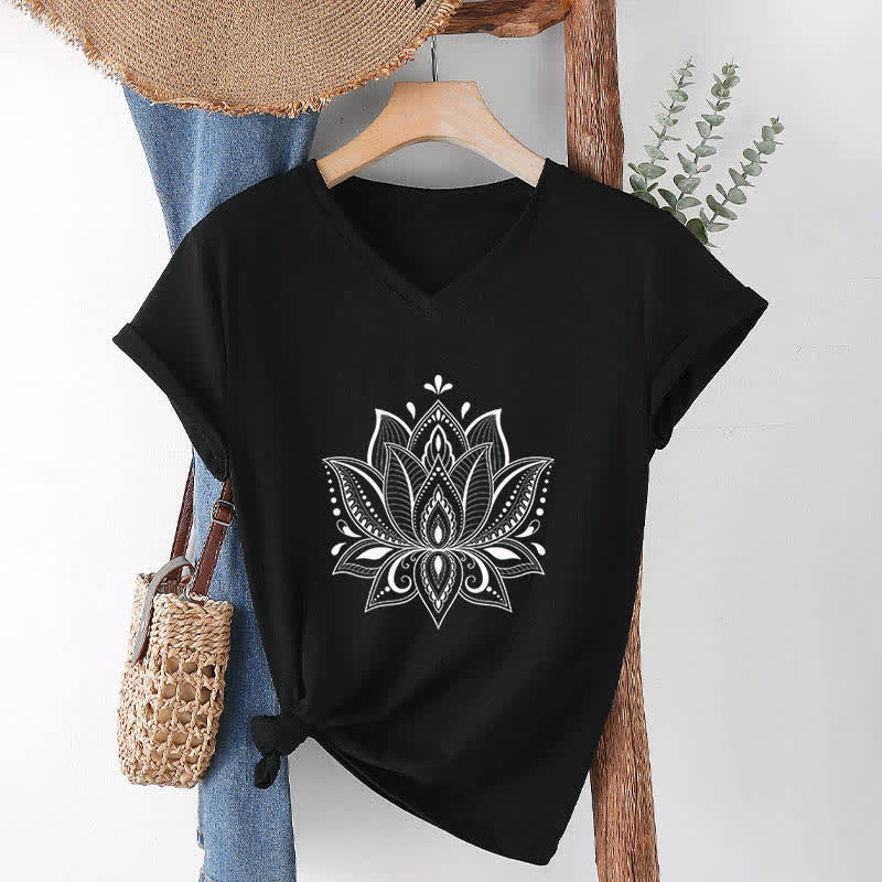 T-shirt col V Olivenorma Mandala Fleur de Lotus - Noir - 2XL - image 13