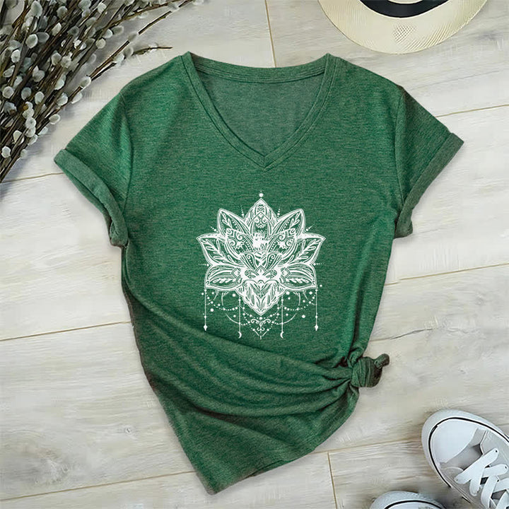 T-shirt col V imprimé Lotus Olivenorma - Vert foncé - 2XL - image 6