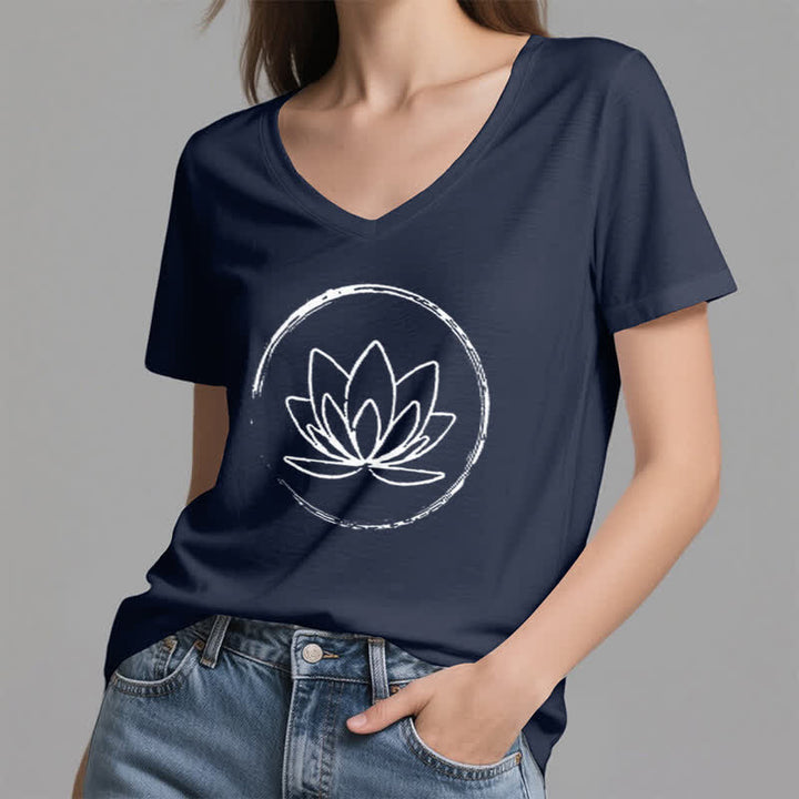 T-shirt ample à col en V motif fleur de lotus style bohème Olivenorma - image 5