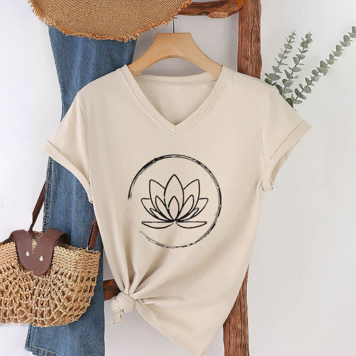 T-shirt ample à col en V motif fleur de lotus style bohème Olivenorma - Kaki - 2XL - image 21