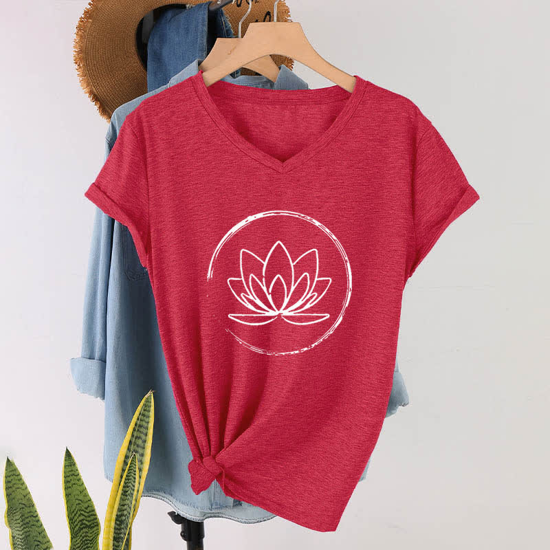 T-shirt ample à col en V motif fleur de lotus style bohème Olivenorma - Rouge - 2XL - image 14