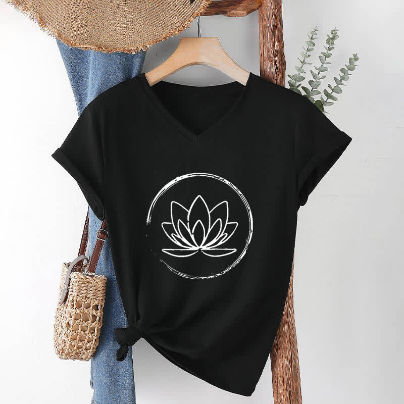 T-shirt ample à col en V motif fleur de lotus style bohème Olivenorma - Noir - 2XL - image 13