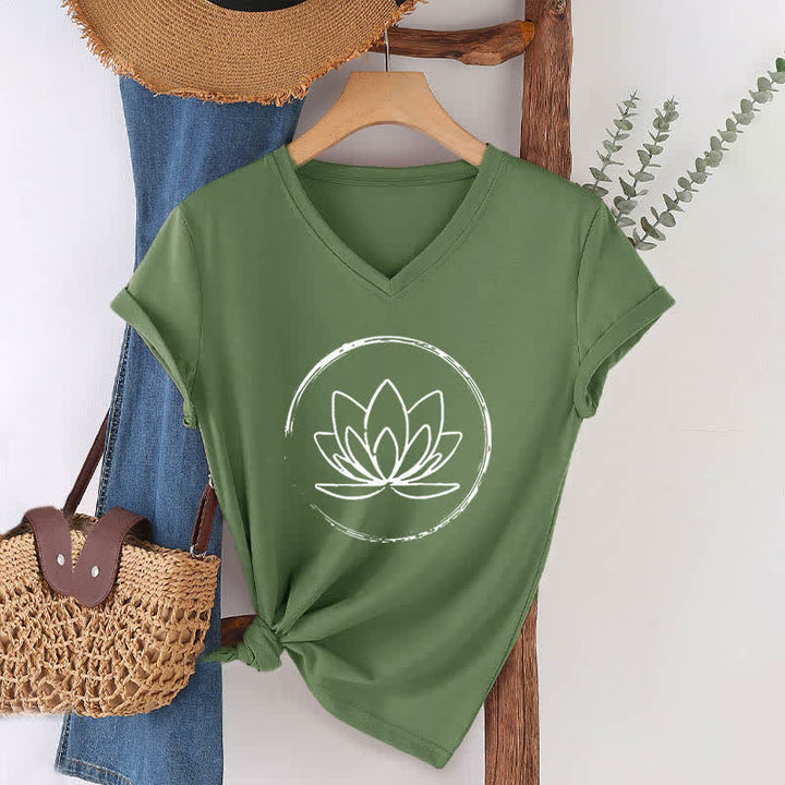 T-shirt ample à col en V motif fleur de lotus style bohème Olivenorma - Vert olive - 2XL - image 9