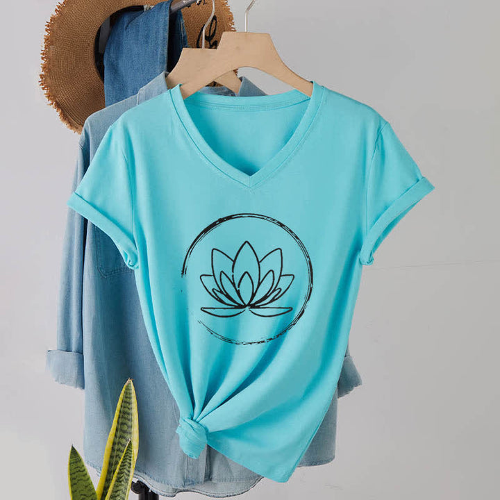 T-shirt ample à col en V motif fleur de lotus style bohème Olivenorma - Lac Bleu - 2XL - image 23