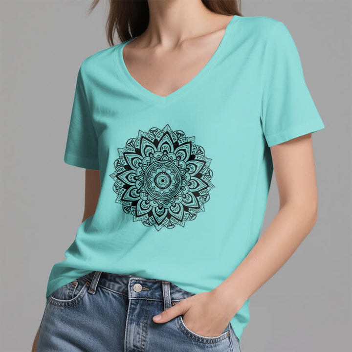 T-shirt de yoga à col en V et motif géométrique de fleur de lotus Olivenorma - image 14