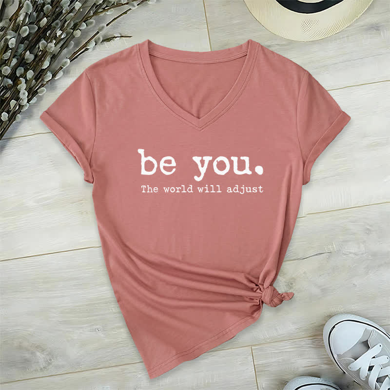 T-shirt col V Olivenorma « Soyez vous-même, le monde s'adaptera » - Rose - 2XL - image 17
