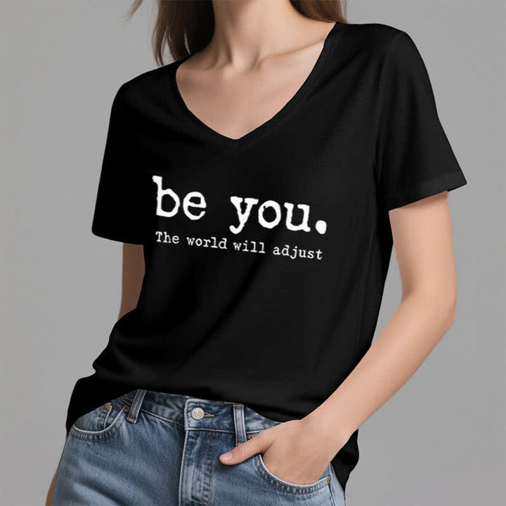 T-shirt col V Olivenorma « Soyez vous-même, le monde s'adaptera » - image 12