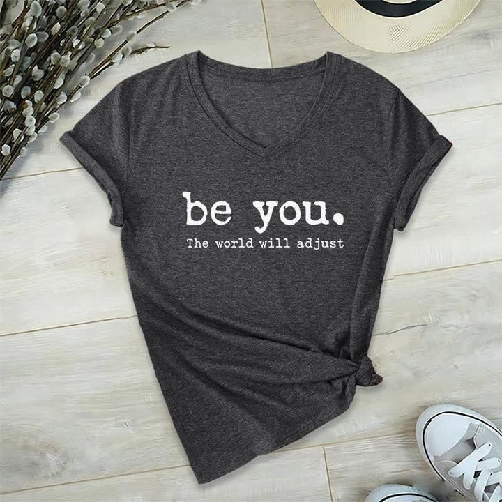 T-shirt col V Olivenorma « Soyez vous-même, le monde s'adaptera » - Gris - 2XL - image 9