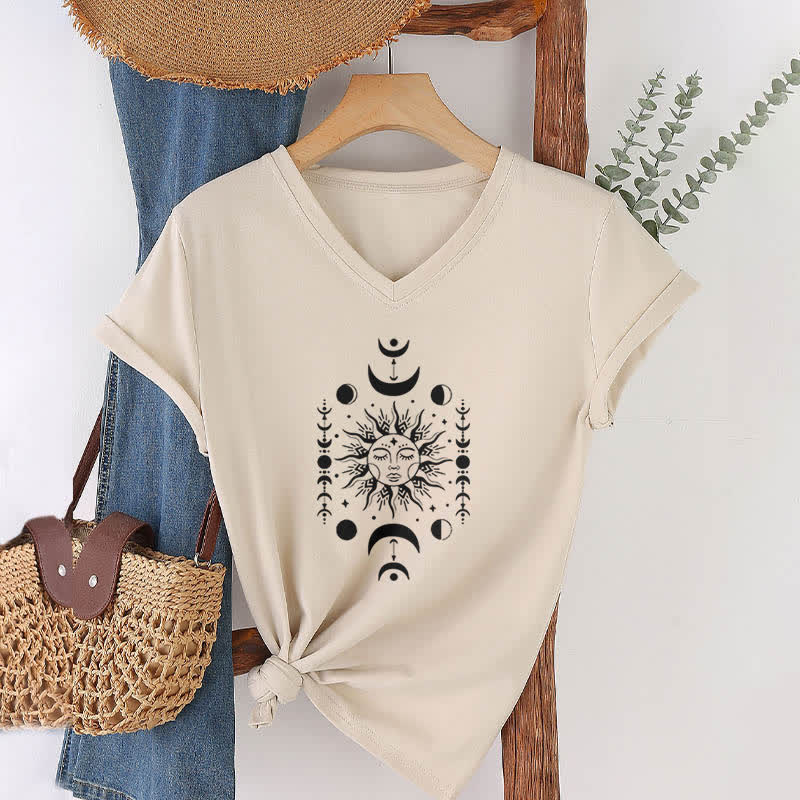 T-shirt de yoga esthétique Olivenorma à col en V, motif soleil et lune - Kaki - image 21