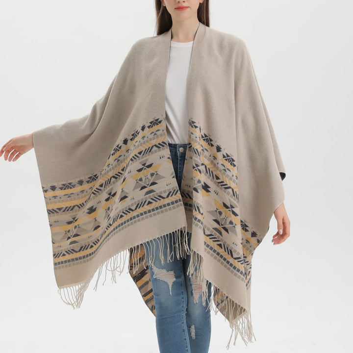 Cardigan châle ouvert devant style bohème patchwork Olivenorma - Pompons kaki - 135x155cm - image 8