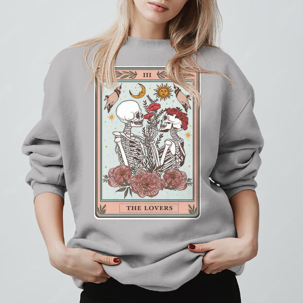 Sweat-shirt ras du cou ample en polaire avec motif carte de tarot et tête de mort Olivenorma THE LOVER - image 8