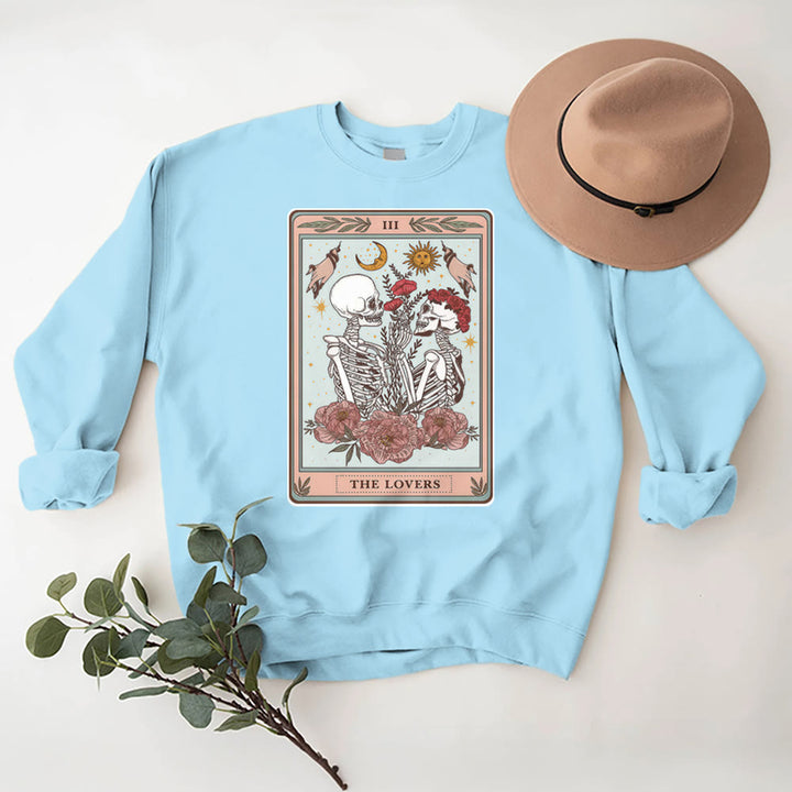 Sweat-shirt ras du cou ample en polaire avec motif carte de tarot et tête de mort Olivenorma THE LOVER - Bleu - 2XL - image 15