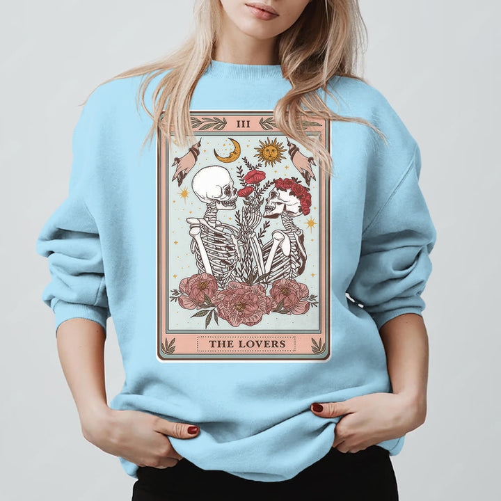 Sweat-shirt ras du cou ample en polaire avec motif carte de tarot et tête de mort Olivenorma THE LOVER - Bleu - 2XL - image 15