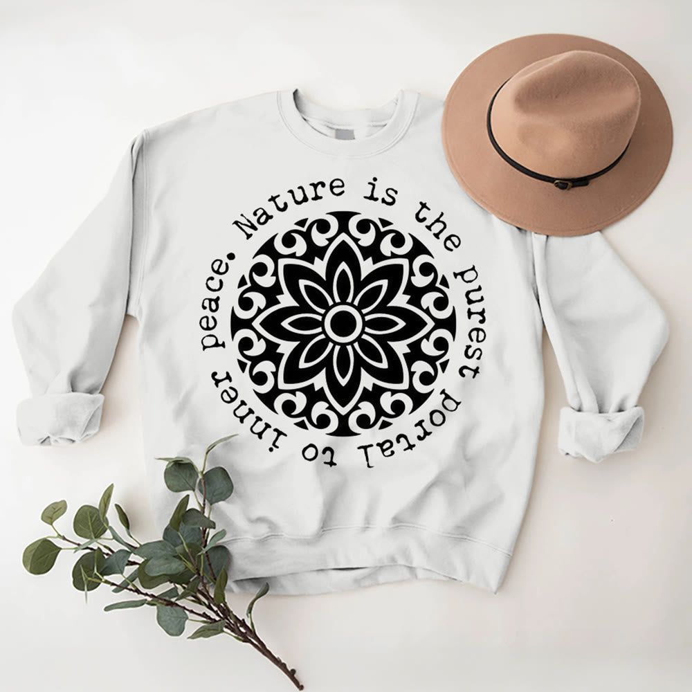 Olivenorma LA NATURE EST LE PORTAIL LE PLUS PUR VERS LA PAIX INTÉRIEURE Sweat-shirt polaire inspirant - Blanc - 2XL - image 3