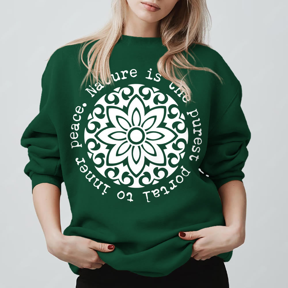 Olivenorma LA NATURE EST LE PORTAIL LE PLUS PUR VERS LA PAIX INTÉRIEURE Sweat-shirt polaire inspirant - Vert - 2XL - image 13