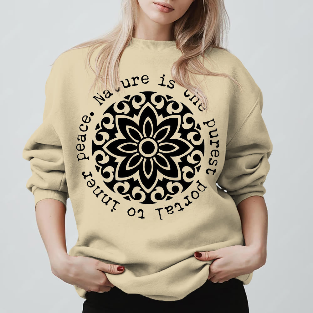 Olivenorma LA NATURE EST LE PORTAIL LE PLUS PUR VERS LA PAIX INTÉRIEURE Sweat-shirt polaire inspirant - Jaune clair - 2XL - image 9
