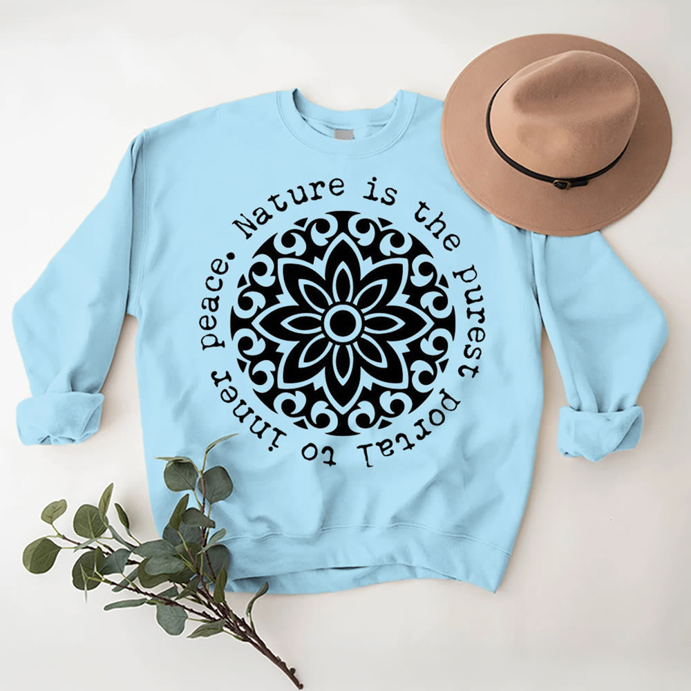 Olivenorma LA NATURE EST LE PORTAIL LE PLUS PUR VERS LA PAIX INTÉRIEURE Sweat-shirt polaire inspirant - Bleu - 2XL - image 15