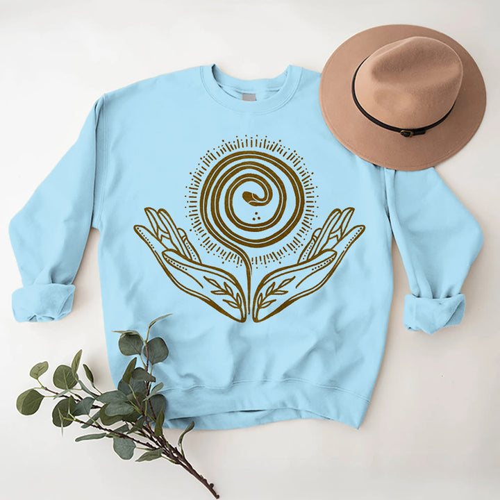 Sweat-shirt ample à col ras du cou et manches longues avec motif spirale de croissance spirituelle Olivenorma - image 16
