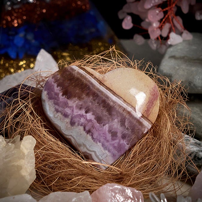 Olivenorma Amethyst Heart Earth's Magic Décoration de pierres précieuses de guérison naturelles - 6,5 cm - image 0