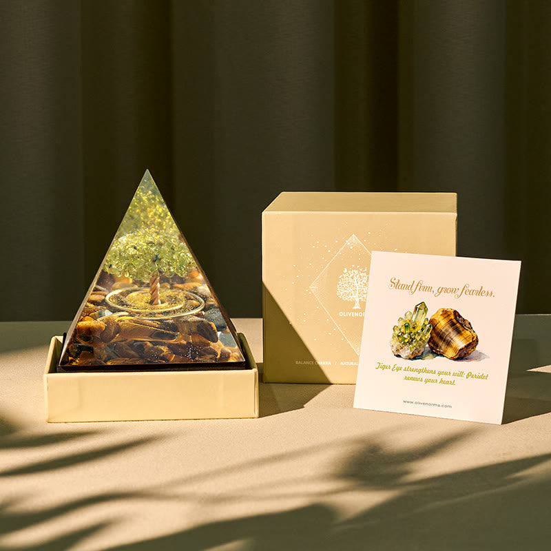 Olivenorma Racines du Courage Péridot et Oeil de Tigre Arbre de Vie Pyramide d'Orgone - 10*10cm (avec carte) - OUI S'IL VOUS PLAÎT 8 $ - image 0
