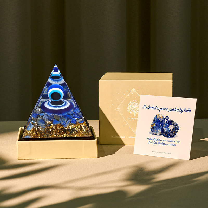 Olivenorma Vision de Sérénité Lapis Lazuli Mauvais Œil Orgone Pyramide - 6 cm x 6 cm (avec carte) - image 0