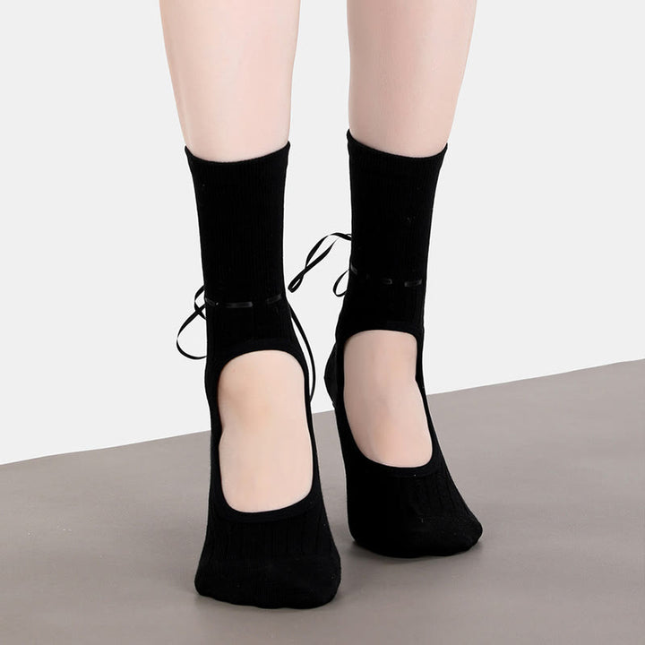 Chaussettes de danse Pilates et barre au dos Olivenorma avec bride ruban antidérapante et sangle ajustable, respirantes et confortables pour le yoga - image 3