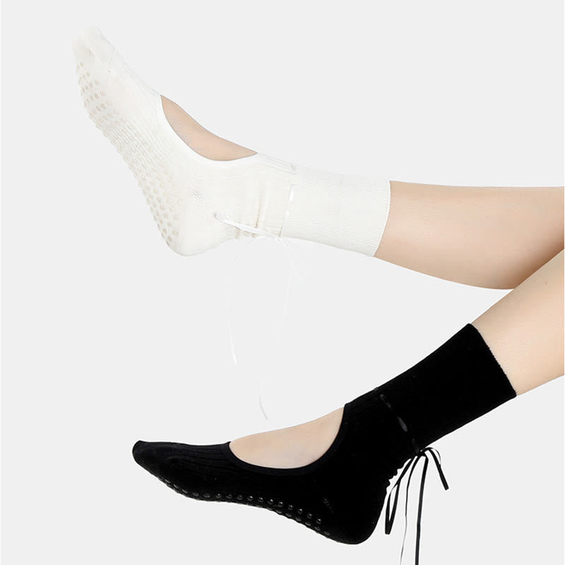 Chaussettes de danse Pilates et barre au dos Olivenorma avec bride ruban antidérapante et sangle ajustable, respirantes et confortables pour le yoga - Noir, blanc et gris - 10 paires - image 0