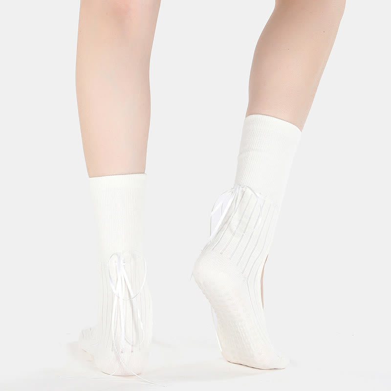 Chaussettes de danse Pilates et barre au dos Olivenorma avec bride ruban antidérapante et sangle ajustable, respirantes et confortables pour le yoga - image 9