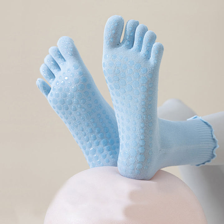 Chaussettes de Pilates et de barre Olivenorma mi-mollet respirantes, antidérapantes, à cinq orteils séparés, avec semelle adhérente et design élégant en dentelle. - image 13