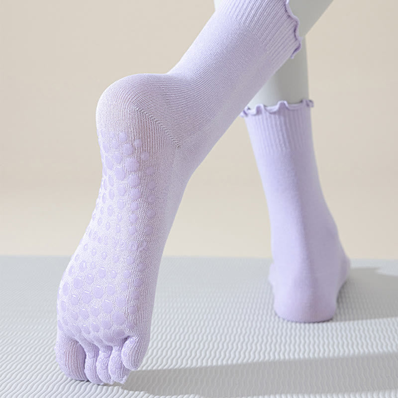 Chaussettes de Pilates et de barre Olivenorma mi-mollet respirantes, antidérapantes, à cinq orteils séparés, avec semelle adhérente et design élégant en dentelle. - image 17