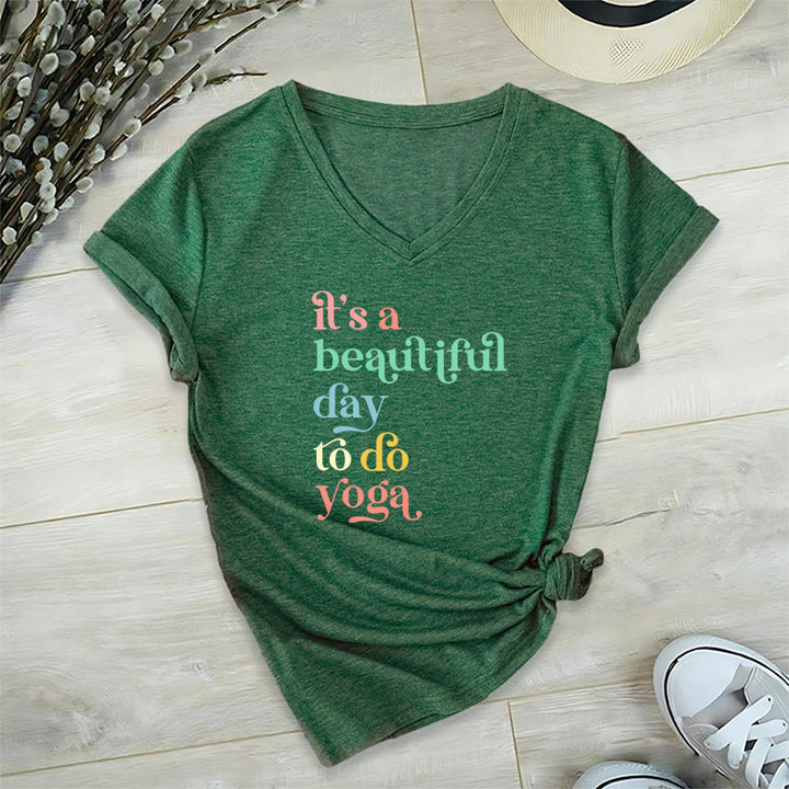 T-shirt col V Olivenorma« C'est une belle journée pour faire du yoga » - Vert foncé - 2XL - image 17