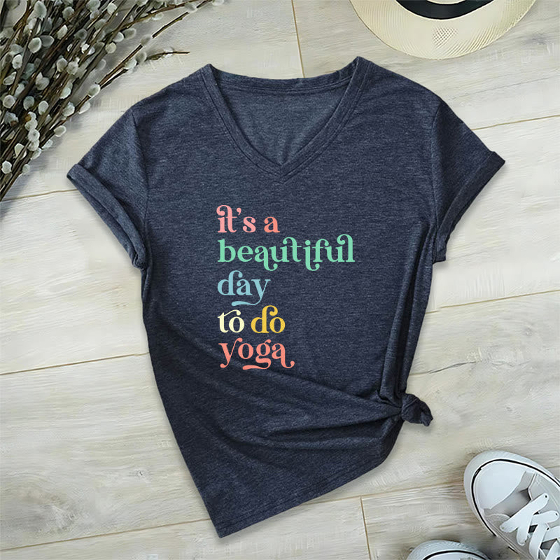 T-shirt col V Olivenorma« C'est une belle journée pour faire du yoga » - Bleu marine - 2XL - image 11