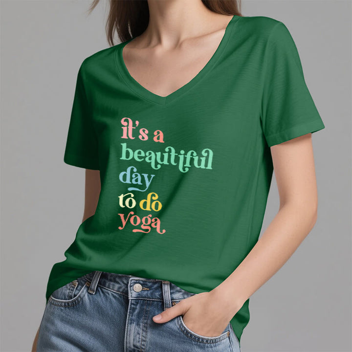 T-shirt col V Olivenorma« C'est une belle journée pour faire du yoga » - image 18
