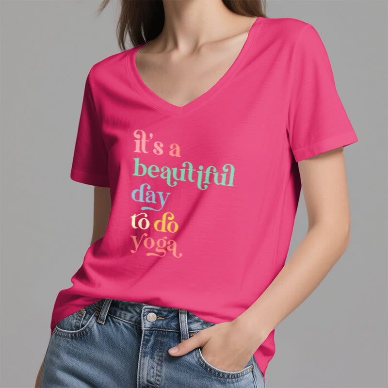 T-shirt col V Olivenorma« C'est une belle journée pour faire du yoga » - image 26