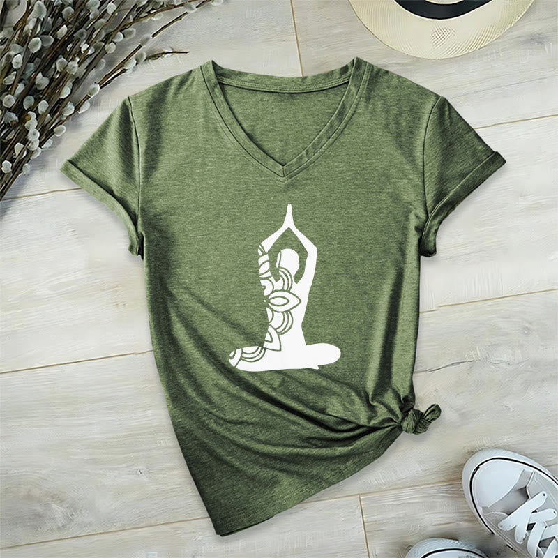T-shirt de méditation Olivenorma Yoga Pose Mindful Energy à col en V - Vert olive - 2XL - image 19