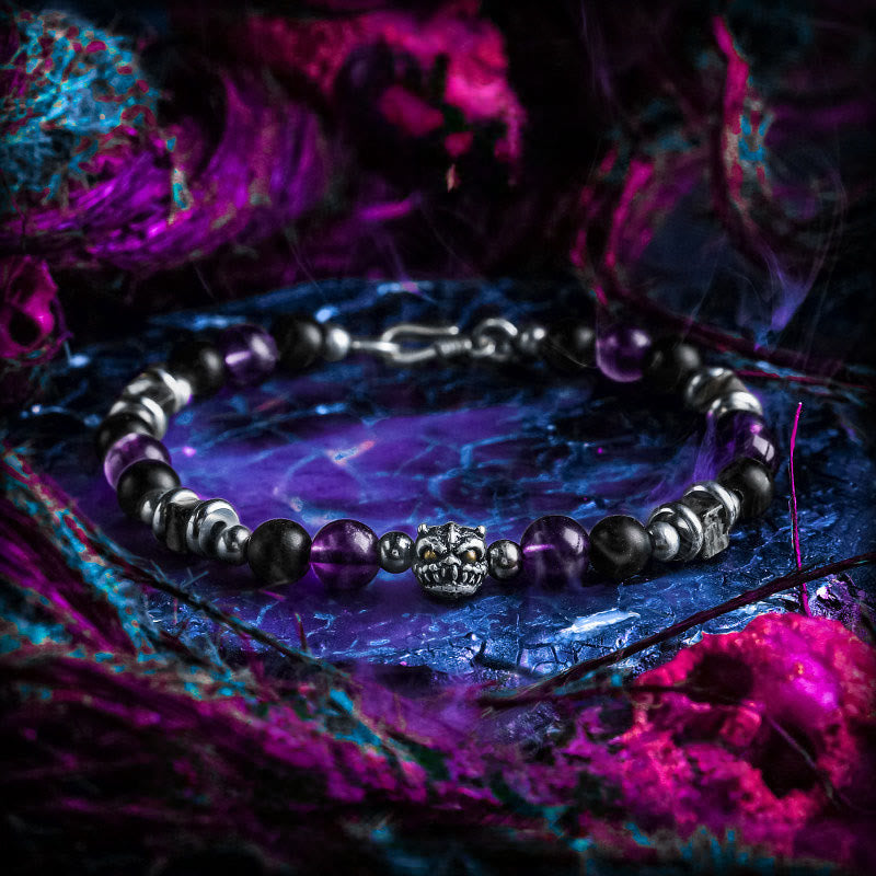 Bracelet Olivenorma en perles d'améthyste et de lapis-lazuli à motif démon - Améthyste - 18 cm - image 1