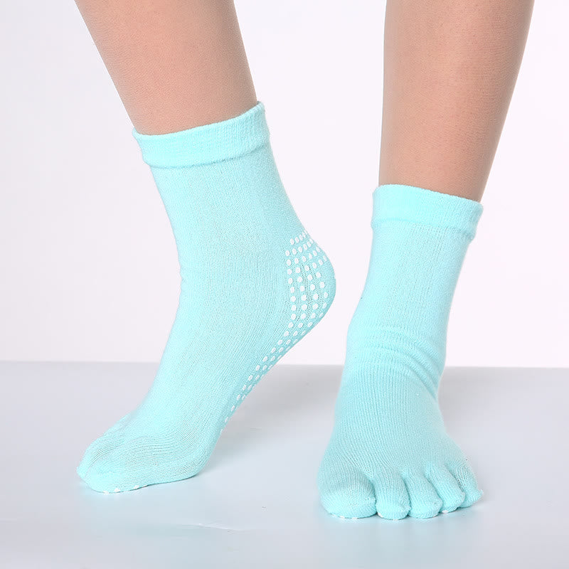 Chaussettes de Pilates Barre Fitness Olivenorma antidérapantes avec séparation des orteils, en coton respirant et confortable « Love Yoga », chaussettes à cinq orteils. - Couleur unie et bleu foncé - 10 paires - image 7