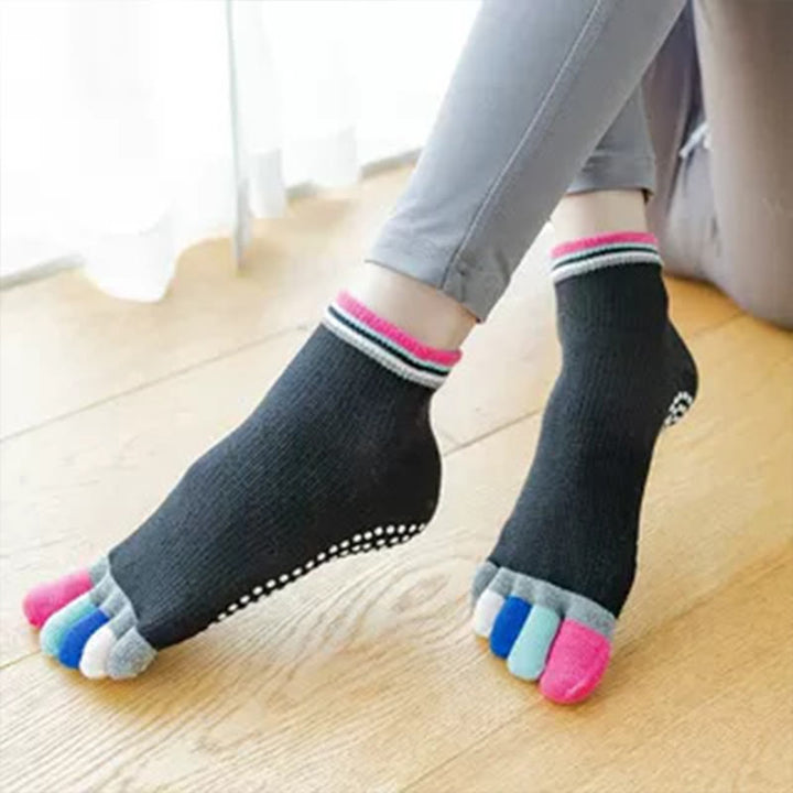 Chaussettes de Pilates Olivenorma antidérapantes avec séparation des orteils, légères et respirantes, pour un confort optimal et un maintien des orteils jusqu'à la cheville. Chaussettes de yoga à cinq orteils. - Couverture intégrale et noir - 10 paires - image 7