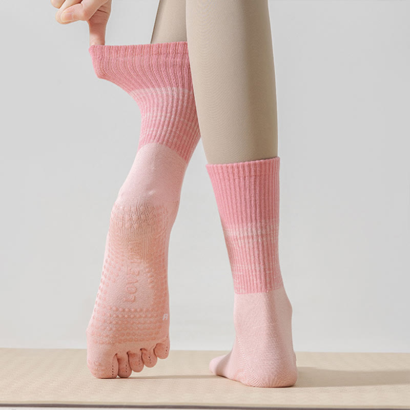 Chaussettes de Pilates Olivenorma respirantes, antidérapantes, à cinq orteils et mi-mollet, avec séparation des orteils. - image 2