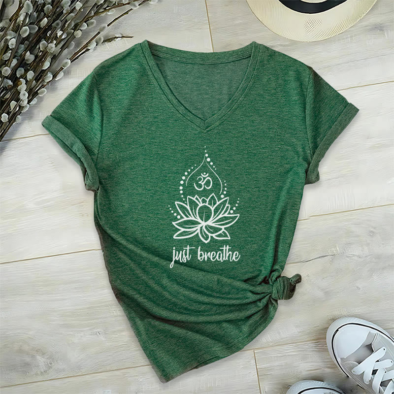 T-shirt Olivenorma « Just Breathe » pour méditation et yoga, col en V - Vert foncé - 2XL - image 4