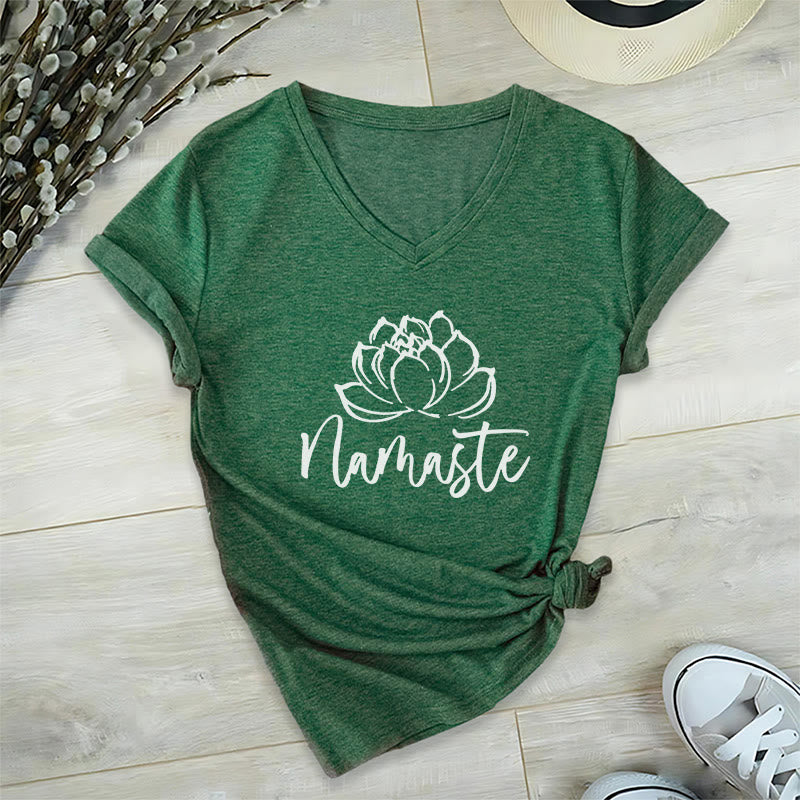 Olivenorma Lotus Yoga Méditation Namaste T-shirt col V - Vert foncé - 2XL - image 14