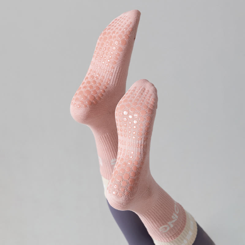 Chaussettes de Pilates et de barre Olivenorma Cushion Grip Crew antidérapantes, confortables et respirantes, avec rembourrage doux et soutien en coton. - image 8