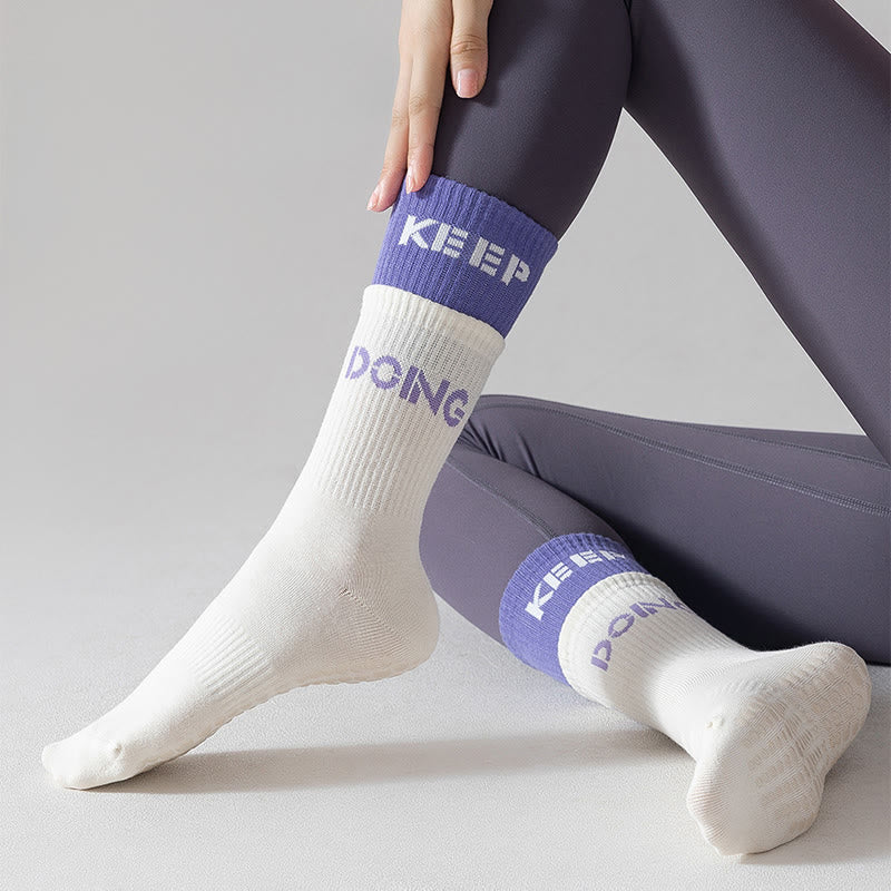 Chaussettes de Pilates et de barre Olivenorma Cushion Grip Crew antidérapantes, confortables et respirantes, avec rembourrage doux et soutien en coton. - Blanc - 10 paires - image 2