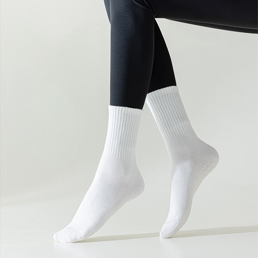 Chaussettes de yoga Olivenorma mi-mollet en coton antidérapant et respirant, confortables et à bout fermé, couleur unie. - image 4