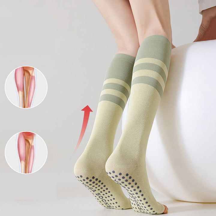 Chaussettes de yoga longues à talon ouvert Olivenorma , en coton antidérapant, pour femme, offrant un soutien amincissant et une excellente adhérence. - image 4