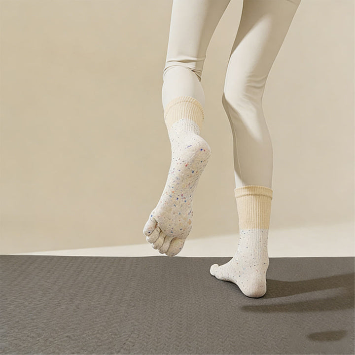 Chaussettes de yoga Olivenorma mi-mollet en coton respirant à motif floral, antidérapantes et élégantes pour femmes - image 6