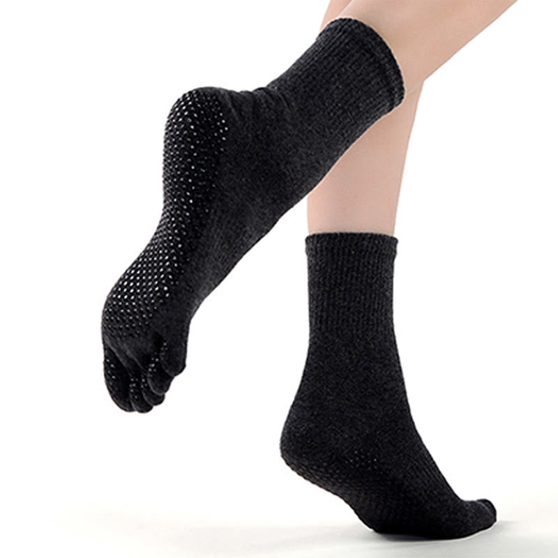 Chaussettes de yoga performantes pour hommes Olivenorma, en mélange de coton, à cinq orteils, respirantes, anti-odeurs et antidérapantes. - image 5