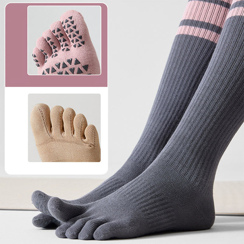 Chaussettes de yoga Olivenorma à cinq orteils en coton antidérapant et à coupe ajustée pour femmes, idéales pour le Pilates et la barre. - image 4