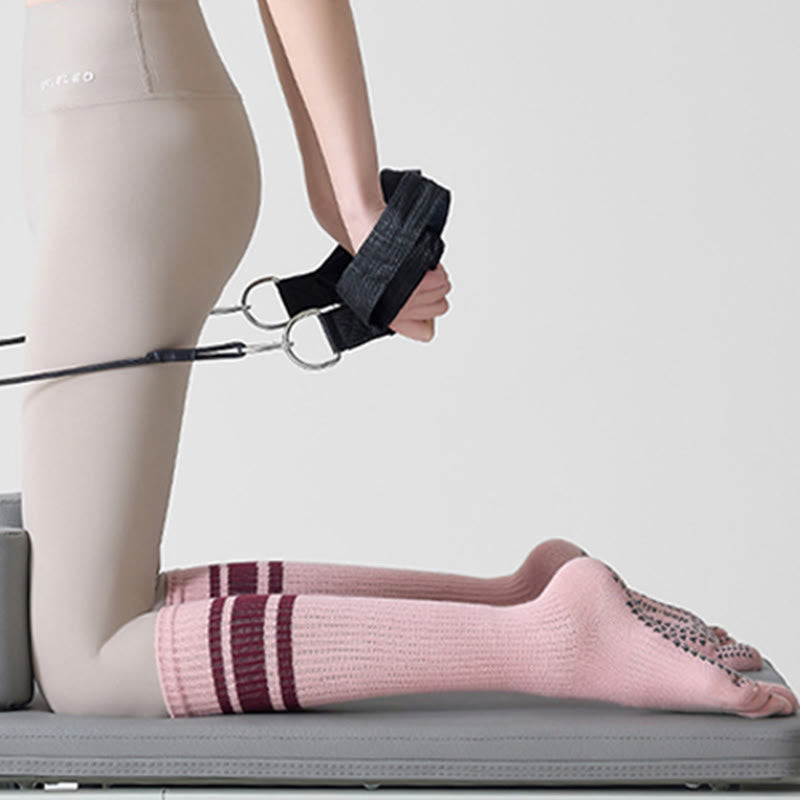 Chaussettes de yoga Olivenorma à cinq orteils en coton antidérapant et à coupe ajustée pour femmes, idéales pour le Pilates et la barre. - image 7