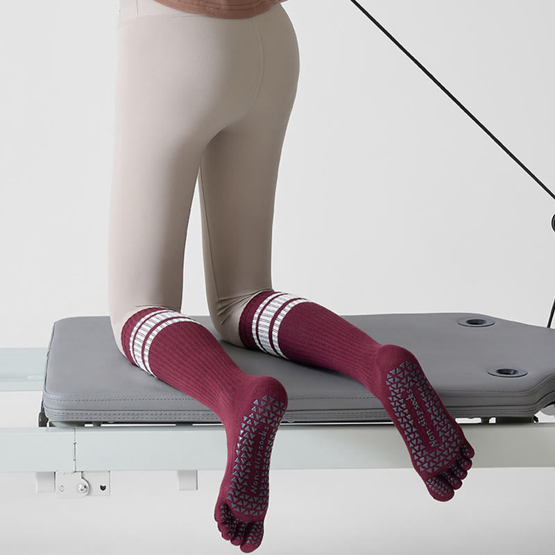 Chaussettes de yoga Olivenorma à cinq orteils en coton antidérapant et à coupe ajustée pour femmes, idéales pour le Pilates et la barre. - image 11